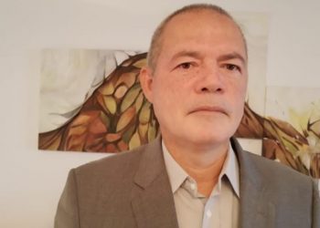 Sinal vermelho na ladeira do Cabo Branco – por Cel Washington França