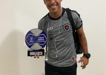 Belo vencia o Bahia mas cede empate no fim, e Marcos Aurélio é o craque do jogo