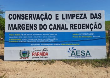 VÍDEO – Governo contrata empresa mas agricultores é que limpam canal de Sousa