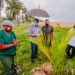 Léo Bezerra participa do início do plantio de 1.500 coqueiros na orla da Capital