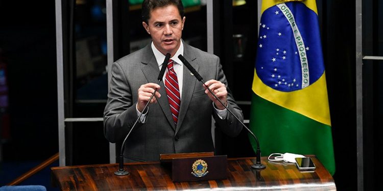 Veneziano comanda MDB com legado de Maranhão e união de lideranças no estado