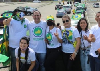 VÍDEO- Deputado destaca carreata em defesa da família, do trabalho e da democracia, em JP