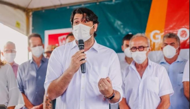 Léo Bezerra destaca obras de pavimentação de 44 ruas em andamento na Capital