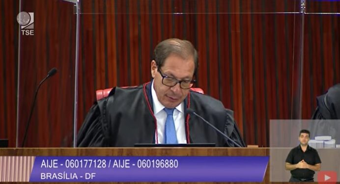 TSE inicia julgamento e 3 ministros já votaram contra cassação da chapa Bolsonaro/Mourão