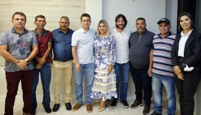 Deputada Edna, Michel Henrique e 6 vereadores de Monteiro anunciam apoio a Pedro