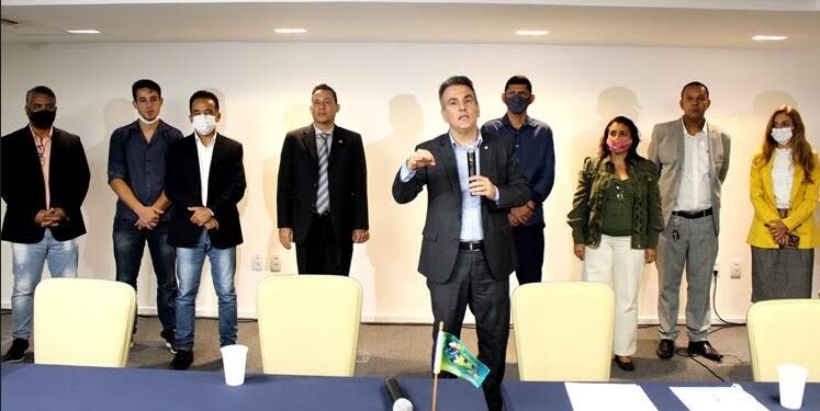 Em filiação coletiva PRTB apresenta 25 pré-candidatos à AL e Câmara Federal