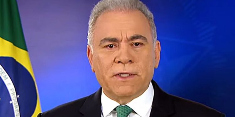 Ministro Marcelo Queiroga anuncia fim da emergência sanitária devido a pandemia