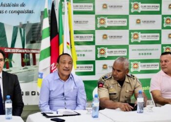 Comandante Geral e secretário de segurança visitam COPM e tratam de interesse da categoria com Entidades