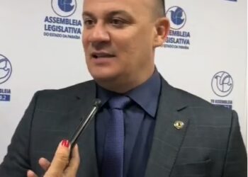 “A Paraíba é um canteiro de placas, mas obra que é bom , nada”, afirma deputado Cabo Gilberto