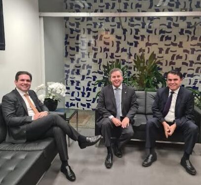 Efraim posta foto com Hugo e Wilson em Brasília: “Reina a paz aqui no Republicanos”