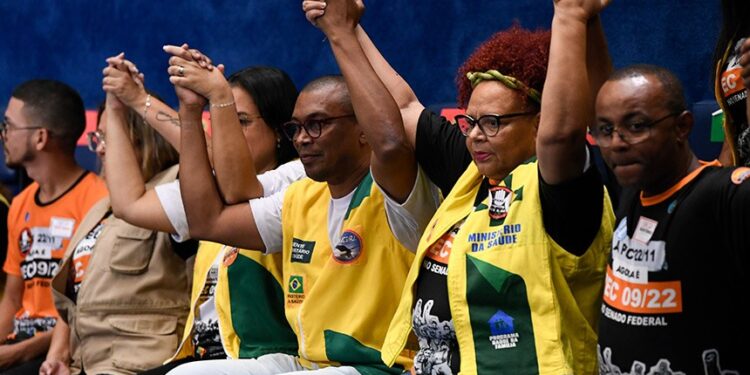 Senado aprova PEC do piso salarial dos agentes comunitários de saúde e endemias