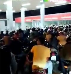 VÍDEO- Denúncia de distribuição de combustível e jantar a participantes de evento com o governador no Sertão