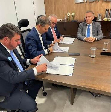 Cícero Lucena garante recursos para construção de nova sede da Câmara Municipal de João Pessoa