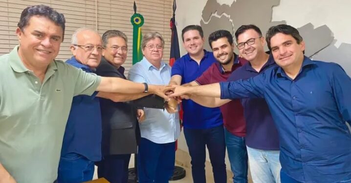 Após Aguinaldo anunciar indicação do vice, Republicanos cobra ao Governo ser ouvido na composição da chapa