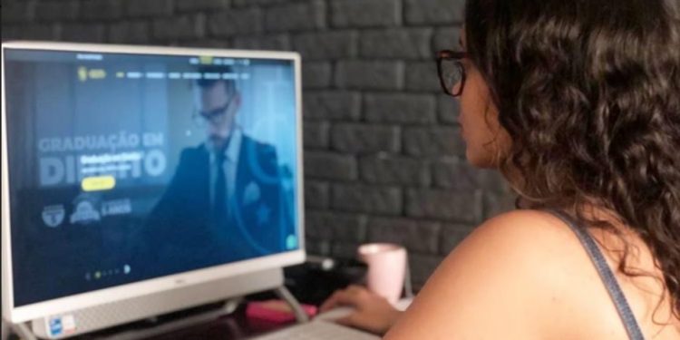 Faculdade Internacional Cidade Viva abre vestibular para cursos de Direito e Teologia e Pós-Graduação