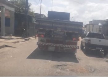 VÍDEO- Buracos tomam conta da antiga Ceasa e comerciantes cobram atenção ao Governo do Estado