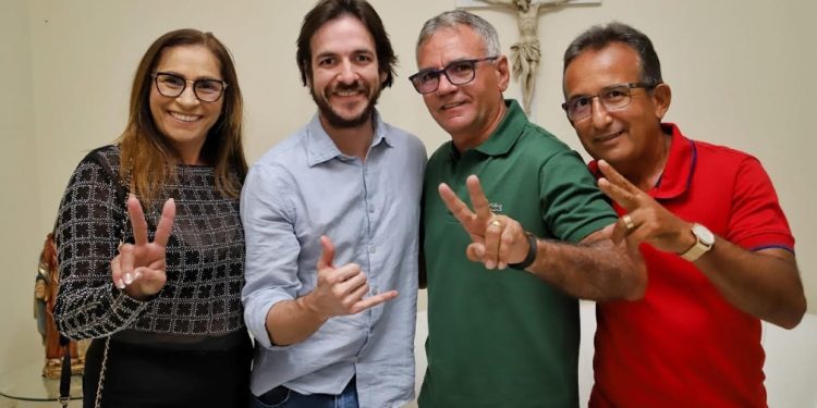 Pedro recebe apoio da prefeita de São Domingos de Pombal e de lideranças de mais 4 cidades do Sertão