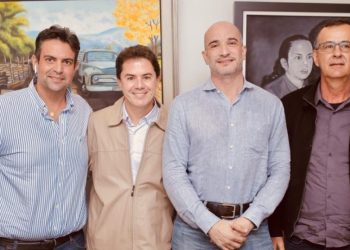 Veneziano anuncia Hospital do Amor, referência no tratamento do câncer, em Campina Grande