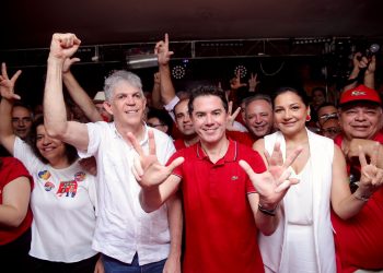 Convenção MDB/PT homologa candidaturas de Veneziano Vital a governador e Maísa Cartaxo a vice