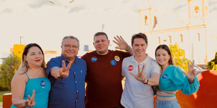 Veneziano visita 7 cidades no Sertão, neste sábado, e recebe apoio de candidato a deputado do União