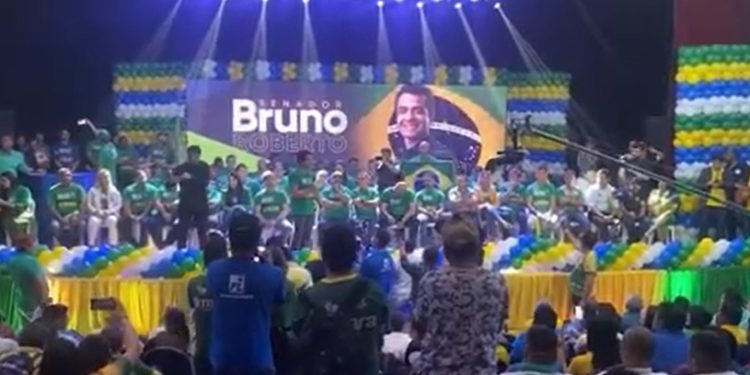 CONVENÇÃO DO PL: Bruno Roberto lembra aos paraibanos o escândalo da Calvário e tacha RC de serpente