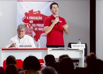 VÍDEO- Em debate no Sintep, Veneziano diz que João não implantou o PCCR porque não quis