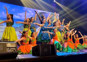 Cidade Viva faz reapresentação do espetáculo “Frutos”, da cia Shammah, neste sábado