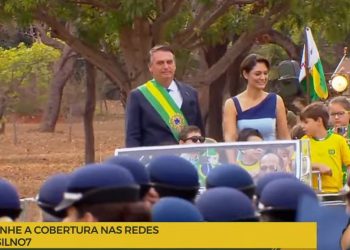 AO VIVO- Acompanhe desfile de 7 de Setembro em Brasília com a presença do presidente Bolsonaro