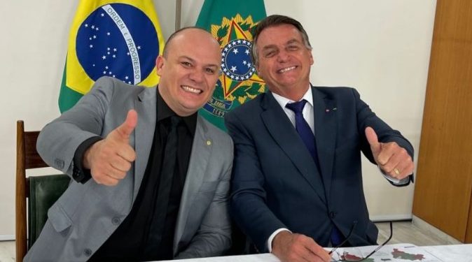 A quem interessa a não exibição do guia eleitoral do candidato a deputado federal Cabo Gilberto ?