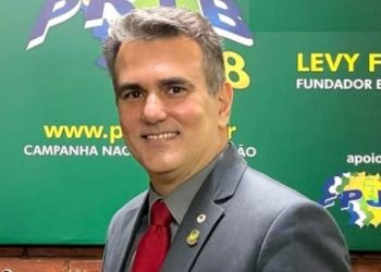Candidato ao Senado pastor Sérgio Queiroz participa de ato de 7 de Setembro na orla em JP