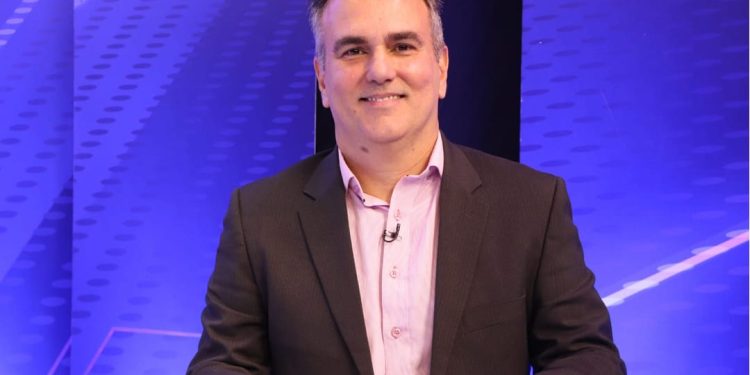 Pastor Sérgio Queiroz, que obteve 233 mil votos, anuncia nesta 2ª feira quem apoiará para governador