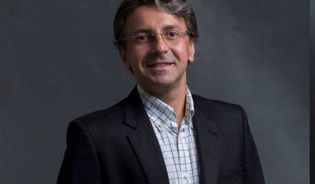 Fake News : o vírus da comunicação  –  por Alek Maracajá