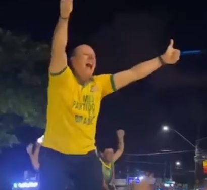 VEJA VÍDEO- Deputado Cabo Gilberto comemora na rua com o povo eleição para a Câmara Federal