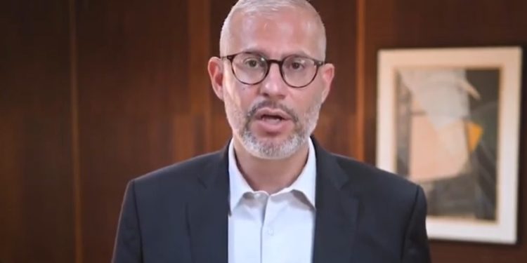 FAKE NEWS – Ministro da Educação desmente falsas notícias de corte de recursos, veja vídeo