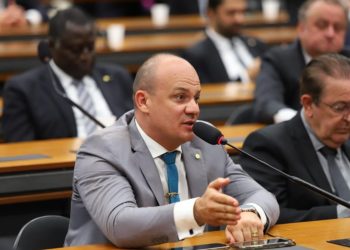 Deputado Cabo Gilberto lamenta perseguição a capitã Rebeca: “Retrato de um país de injustiça e perseguição”