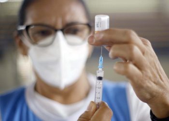 Vacinação contra Covid-19 em João Pessoa tem horário diferenciado nesta segunda-feira