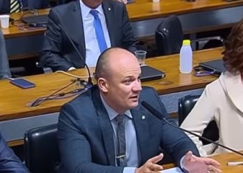 No Senado, deputado Cabo Gilberto defende saída de Rodrigo Pacheco e prisão de Alexandre de Moraes