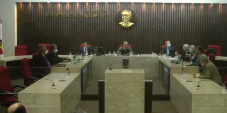 Julgamento da prestação de contas do governador João Azevedo é adiado para a próxima 3ª no TCE
