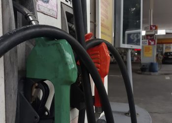 Petrobrás anuncia aumento de 7,47% no preço da gasolina a partir desta quarta-feira