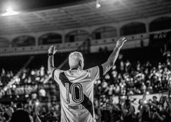 Morre Roberto Dinamite, aos 68 anos de idade, maior ídolo da história do Vasco da Gama