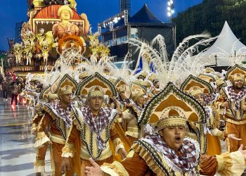 Dragões da Real faz desfile encantador exaltando belezas naturais e riqueza cultural de João Pessoa