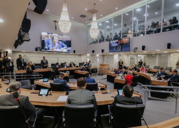 Deputados derrubam veto do Governo e aprovam projeto de enfrentamento ao feminicídio na Paraíba