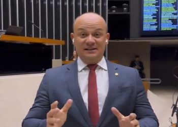 VÍDEO- Deputado Cabo Gilberto, no plenário da Câmara, em Brasília, parabeniza a PMPB pelos 191 anos