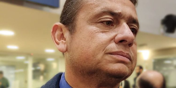 POLÊMICA À VISTA- Deputado propõe mudar nome do viaduto de Eduardo Campos para José Maranhão