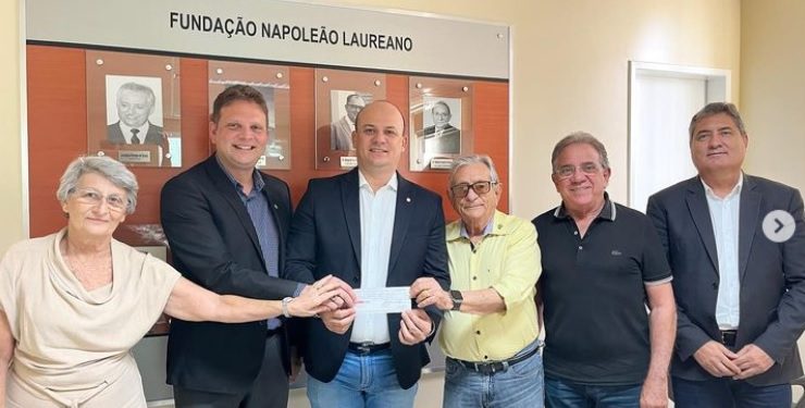 Deputado Cabo Gilberto doa salário e Hospital Laureano posta agradecimento em suas redes sociais