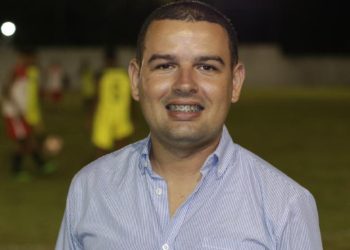 Suplente de deputado Ruan Martins solicita reforço na frota de ônibus para atender bairros da Capital