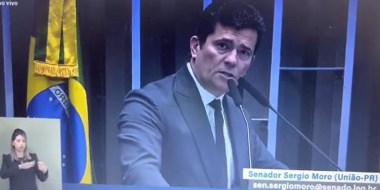 VÍDEO- Alvo de plano de sequestro e assassinato, ex-juiz da Lava Jato e hoje senador comenta o caso