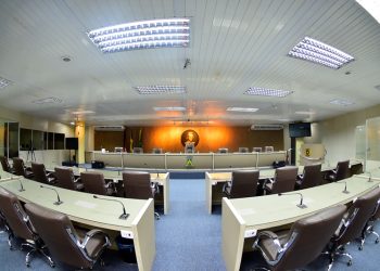 Juíza suspendeu sessão do empréstimo de R$ 250 milhões em CG por violação ao Regimento da Câmara