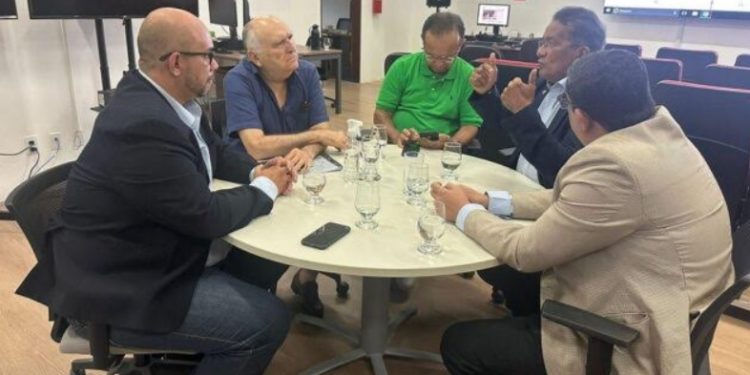 Associação nacional apresenta ao presidente do TCE proposta de selo de qualidade de portais, sites e blogs