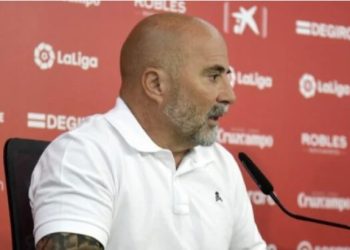 Flamengo anuncia a contratação do argentino Jorge Sampaoli como novo treinador da equipe
